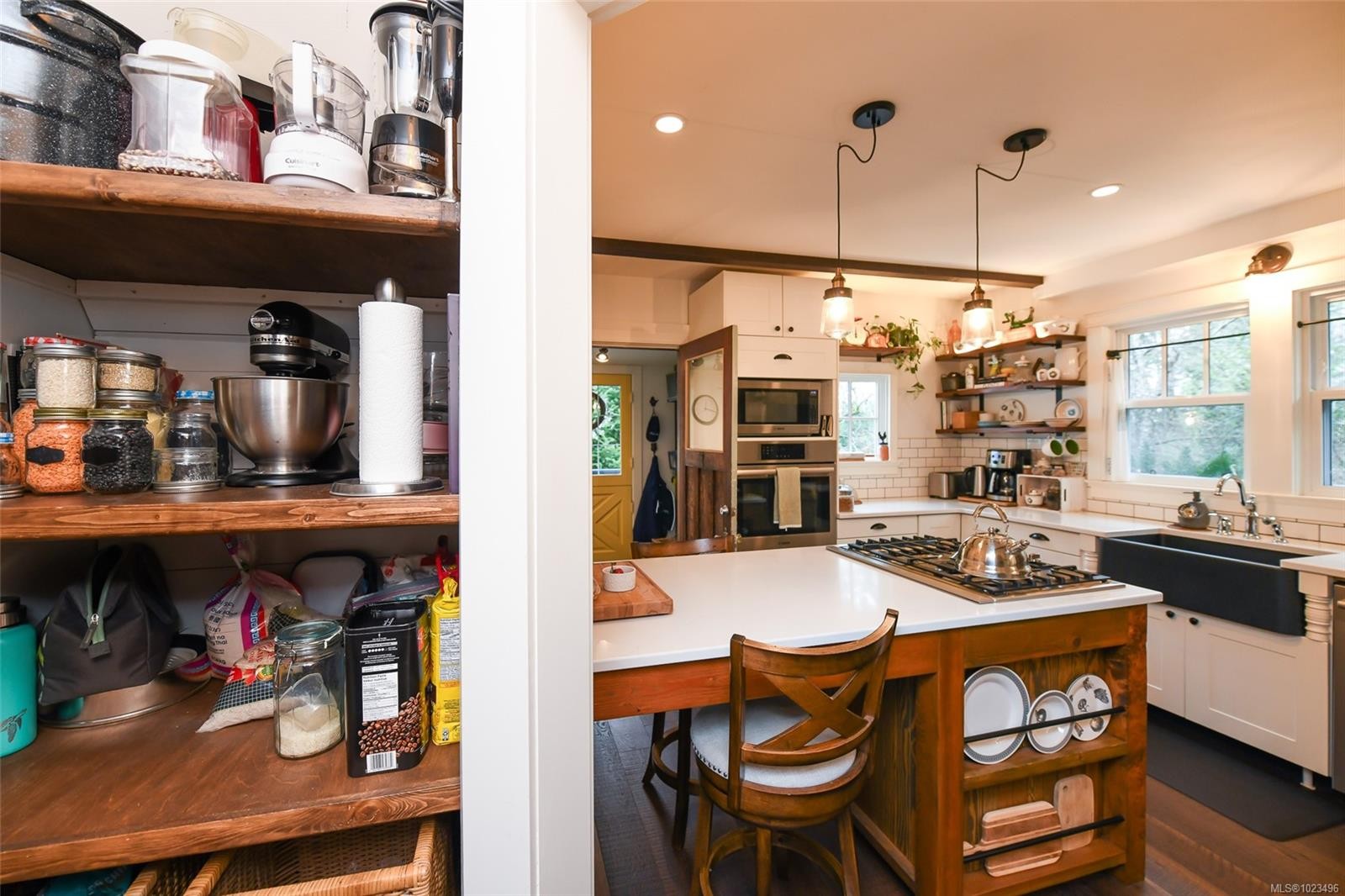 237 Morland Rd, Comox, BC