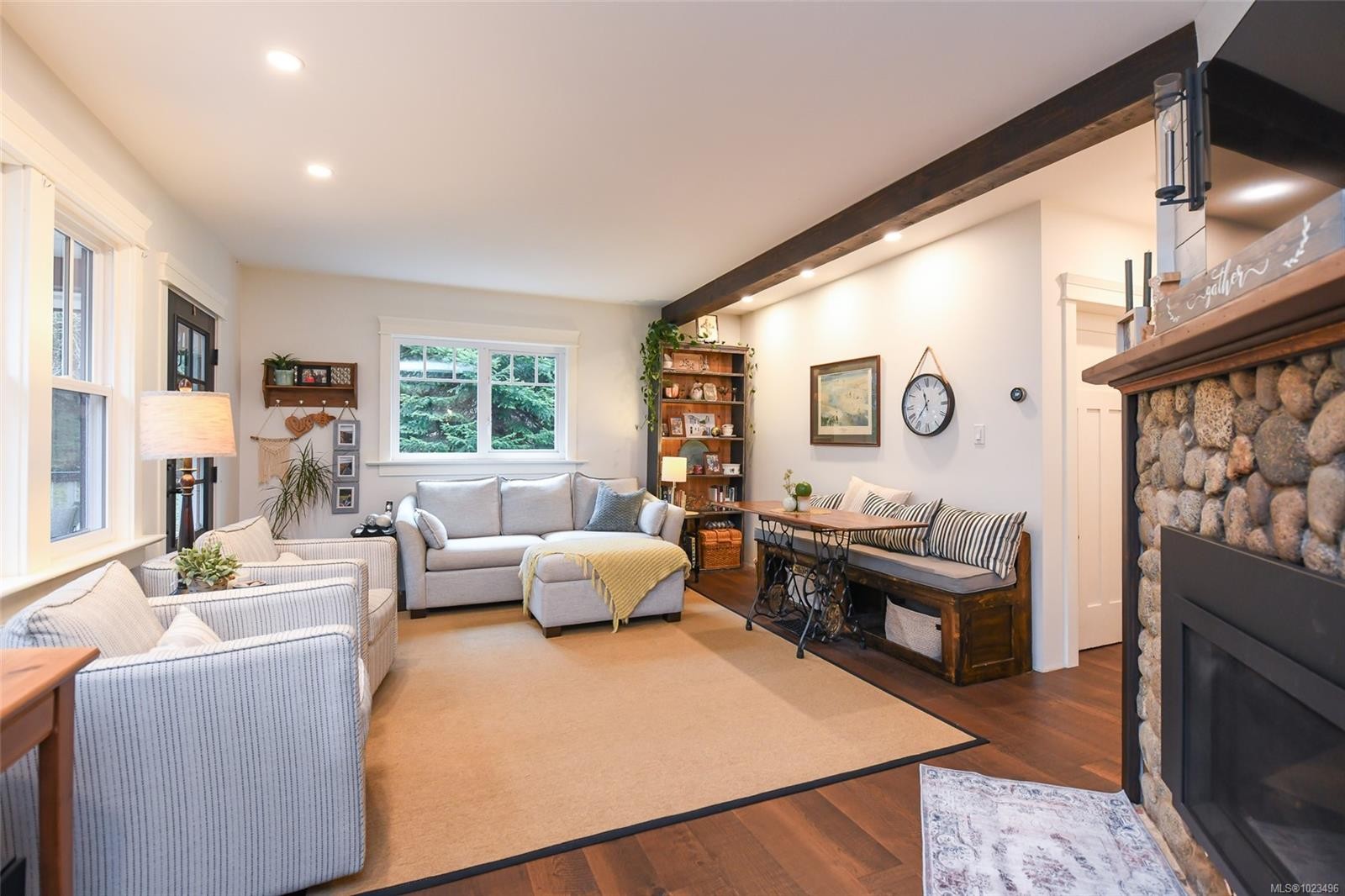 237 Morland Rd, Comox, BC