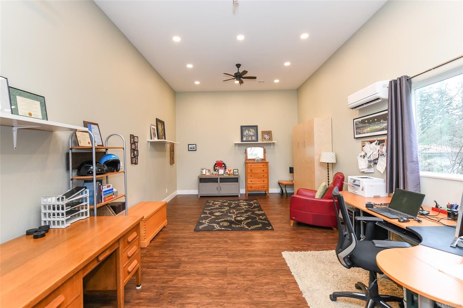 237 Morland Rd, Comox, BC