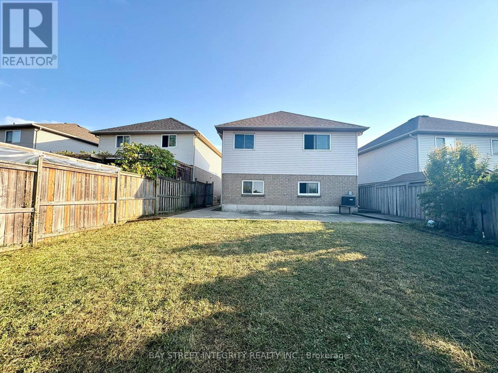 62 Briarose Place, Hamilton, ON - Outdoor