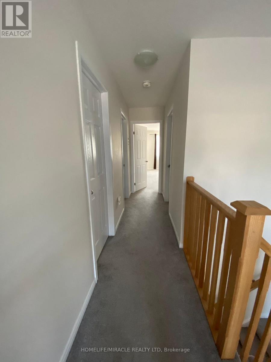 305 Tall Grass Crescent, Kitchener, ON - Indoor Photo Showing Other Room