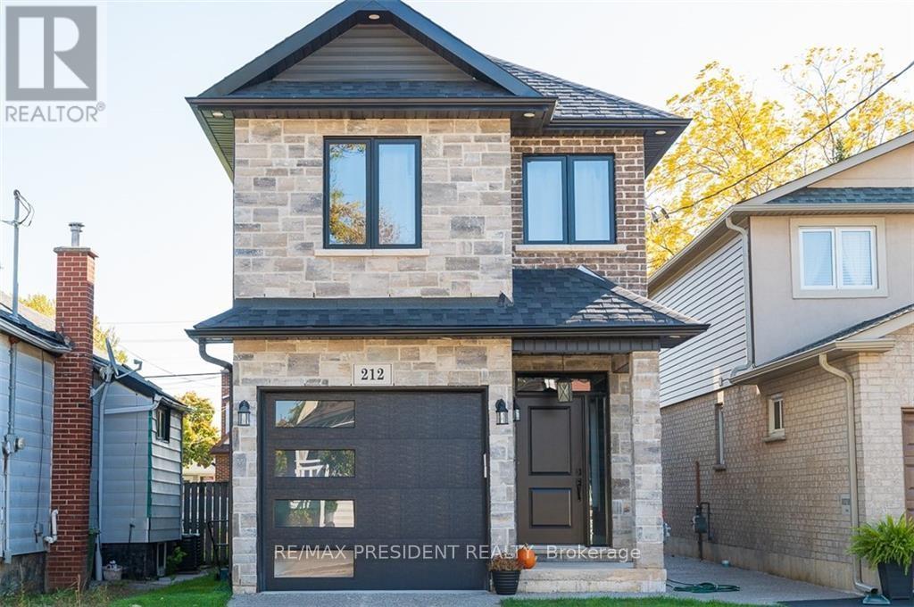 212 Weir Street N, Hamilton, ON - Outdoor