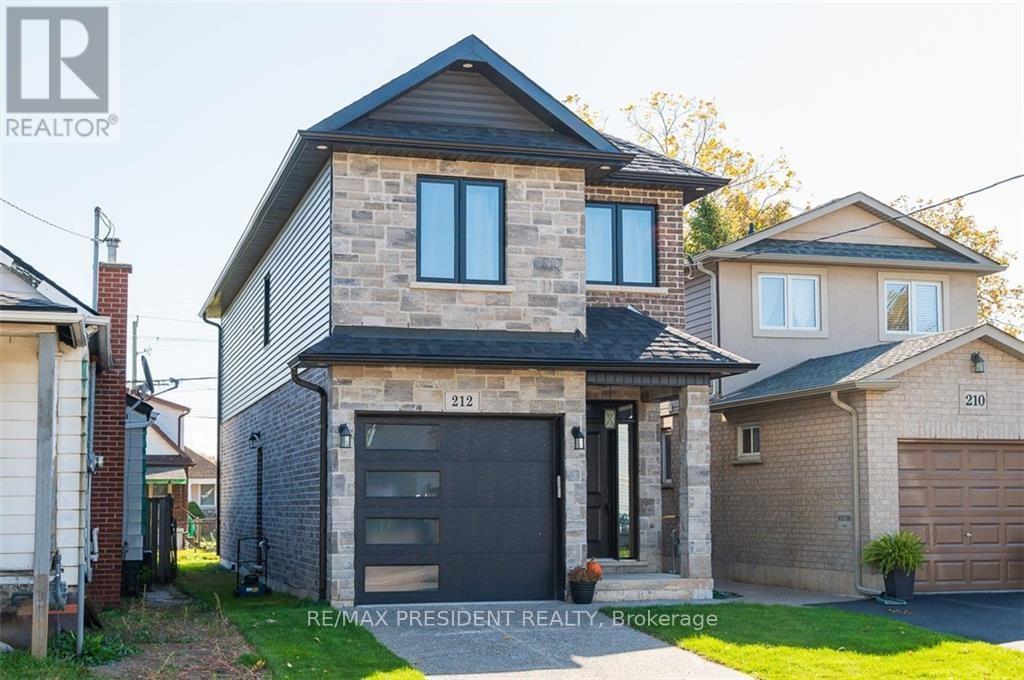 212 Weir Street N, Hamilton, ON - Outdoor