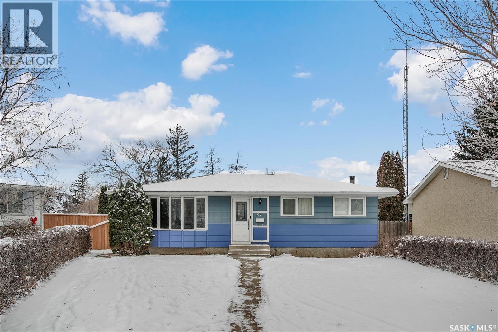 97 Mcgee Crescent, Saskatoon, SK - Outdoor