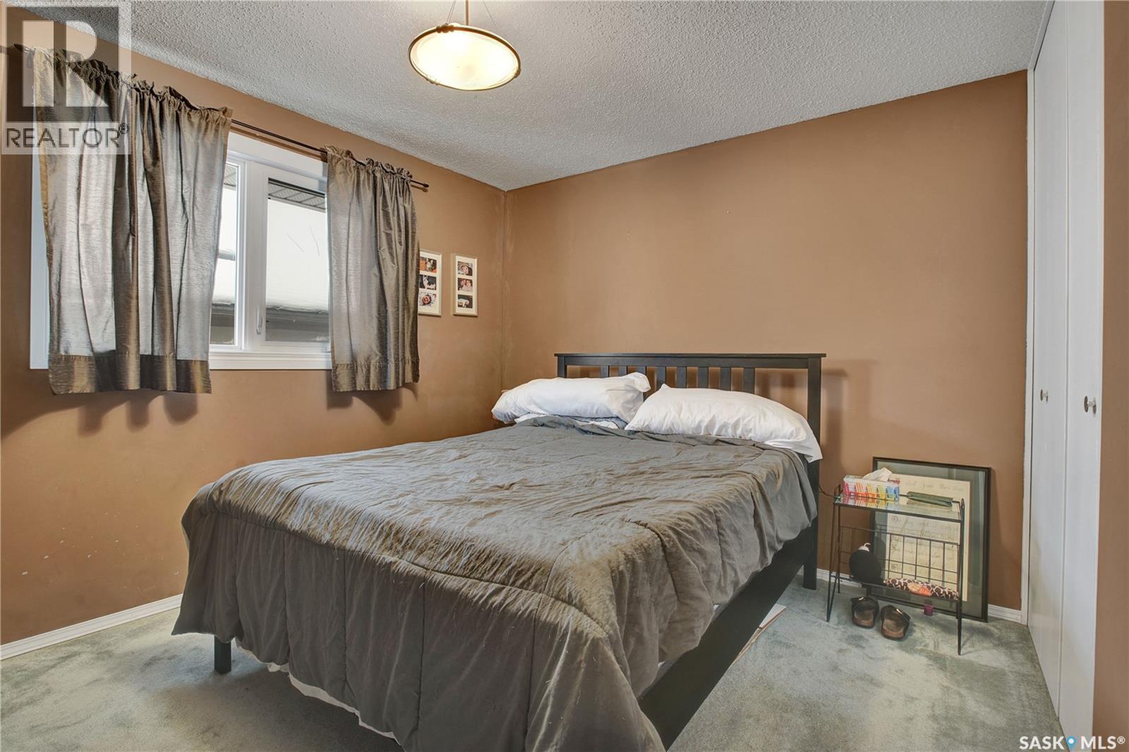97 Mcgee Crescent, Saskatoon, SK - Indoor Photo Showing Bedroom