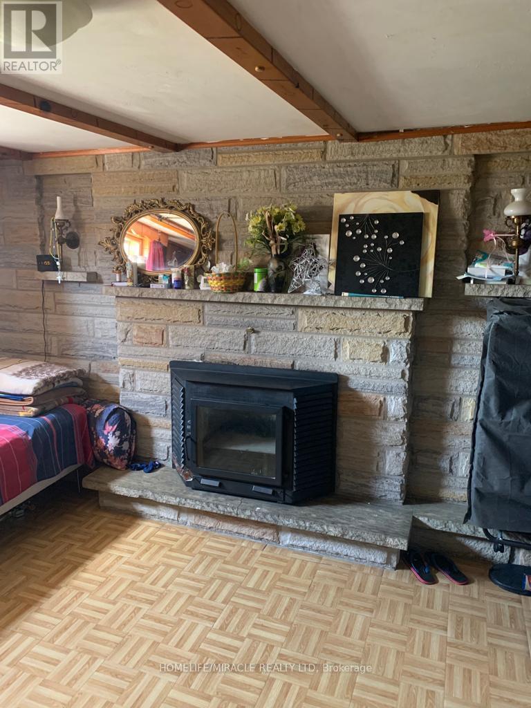 7324 Reindeer Drive, Mississauga, ON - Indoor With Fireplace