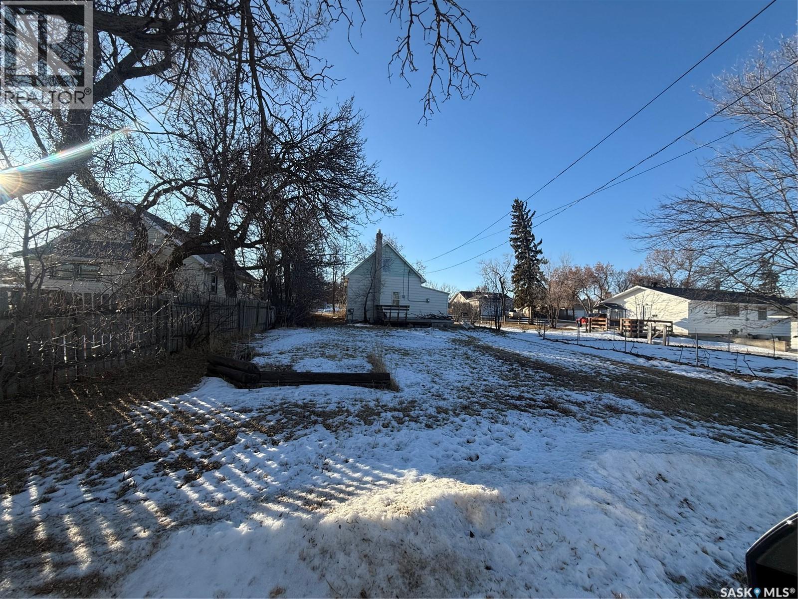 421 3Rd Avenue E, Assiniboia, SK - Outdoor With View