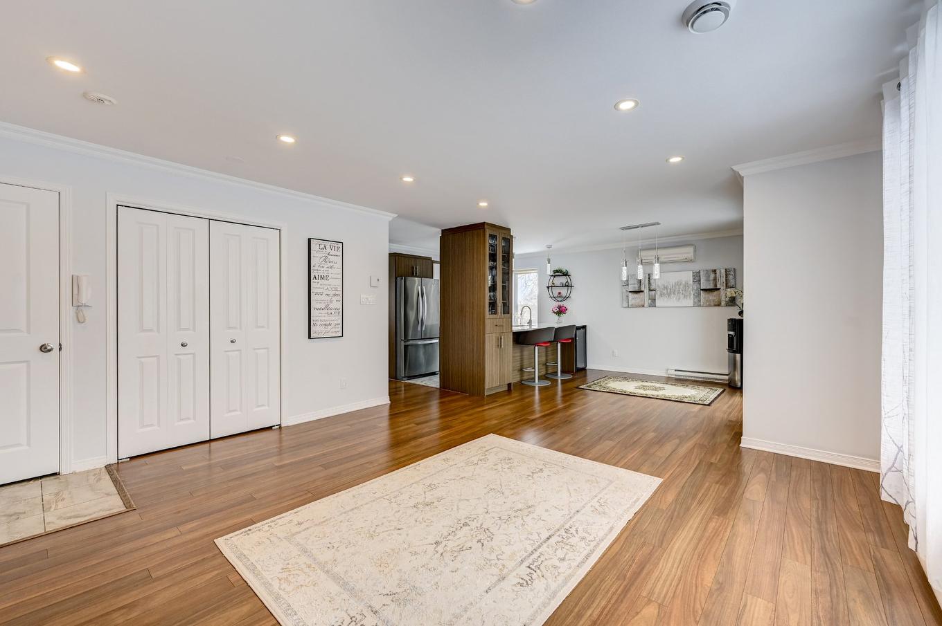 Vue d'ensemble - 6-85 Rue Lautrec, Châteauguay, QC - Indoor Photo Showing Other Room