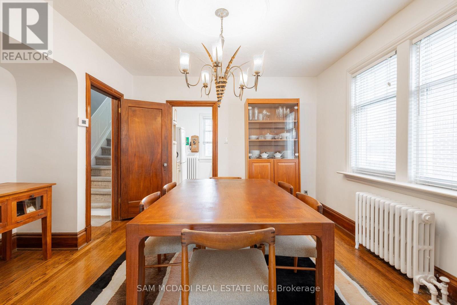 11 Brant Avenue, Mississauga, ON - Indoor Photo Showing Dining Room