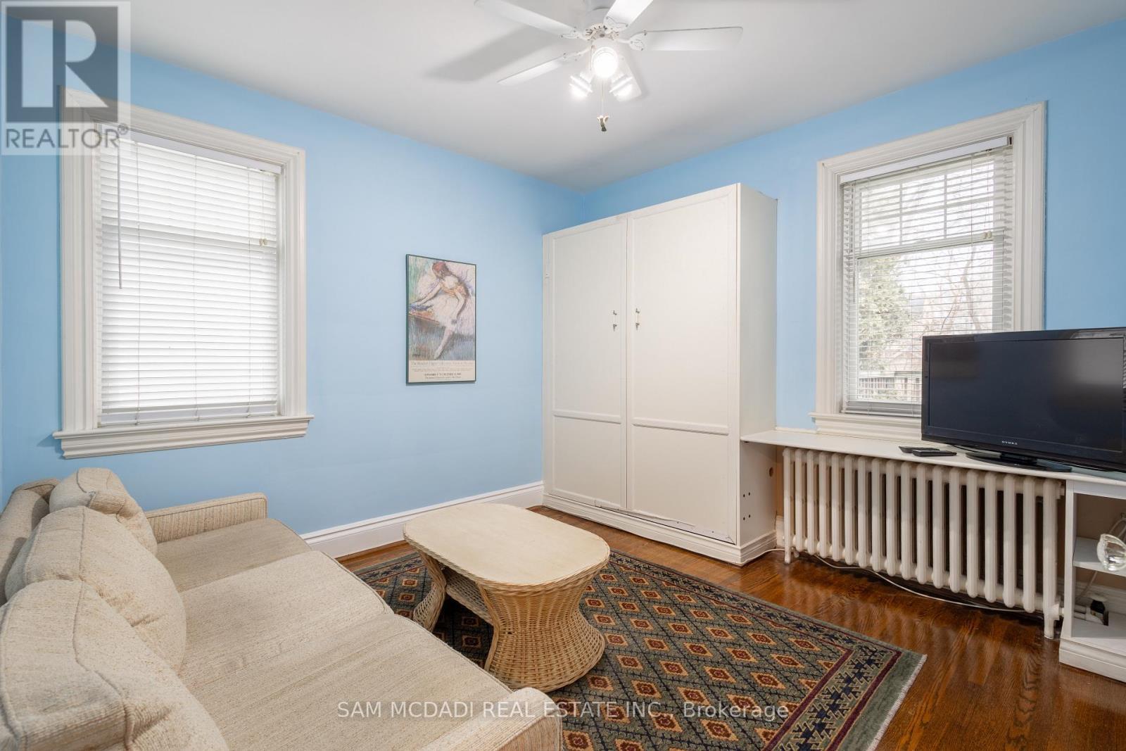 11 Brant Avenue, Mississauga, ON - Indoor