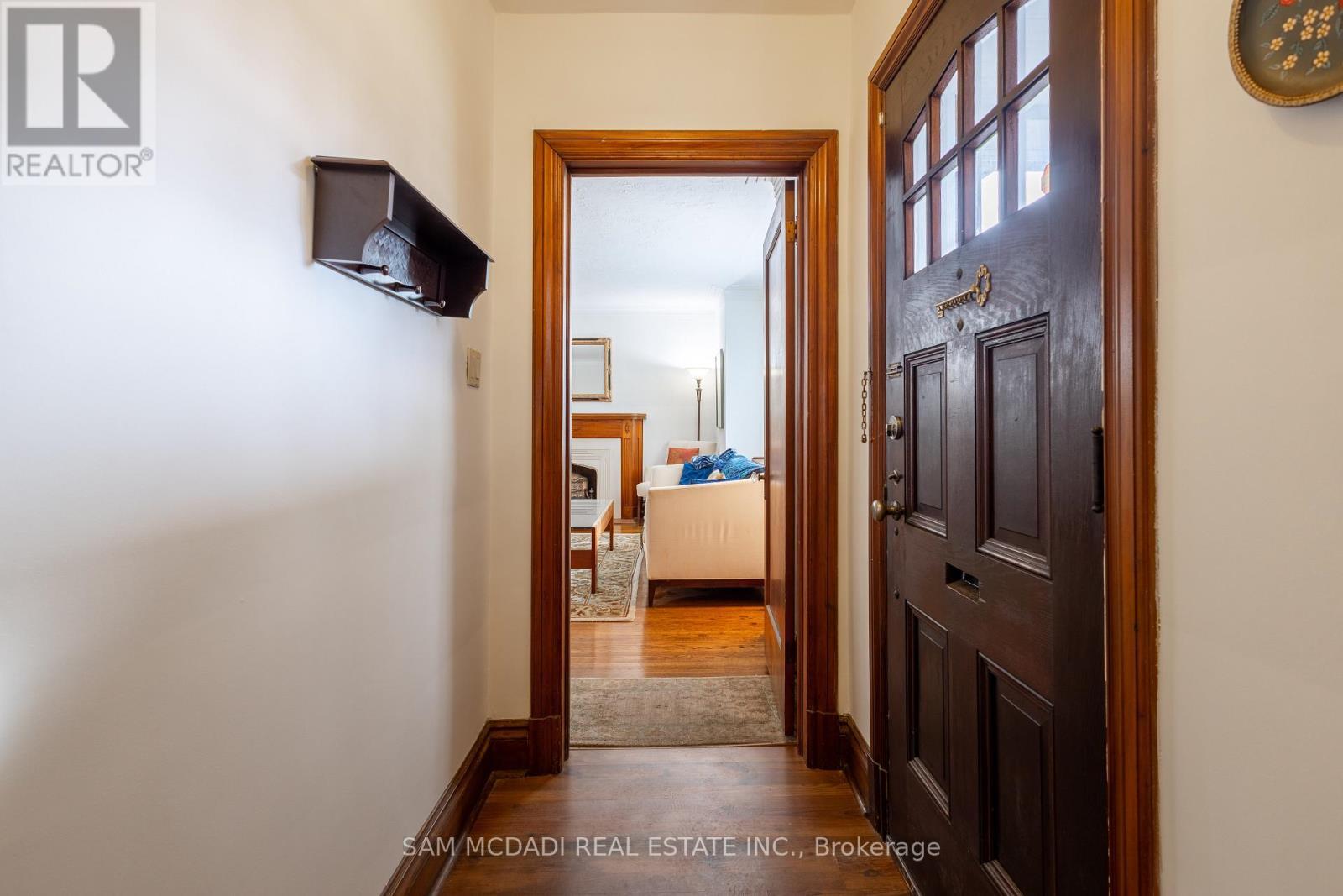 11 Brant Avenue, Mississauga, ON - Indoor Photo Showing Other Room