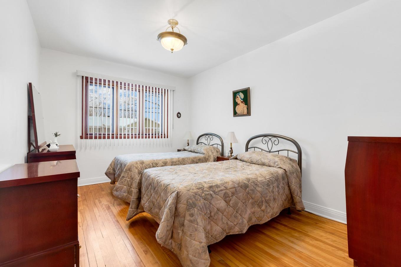 Chambre à coucher principale - 1370 Rue Lépine, Montréal (Saint-Laurent), QC - Indoor Photo Showing Bedroom