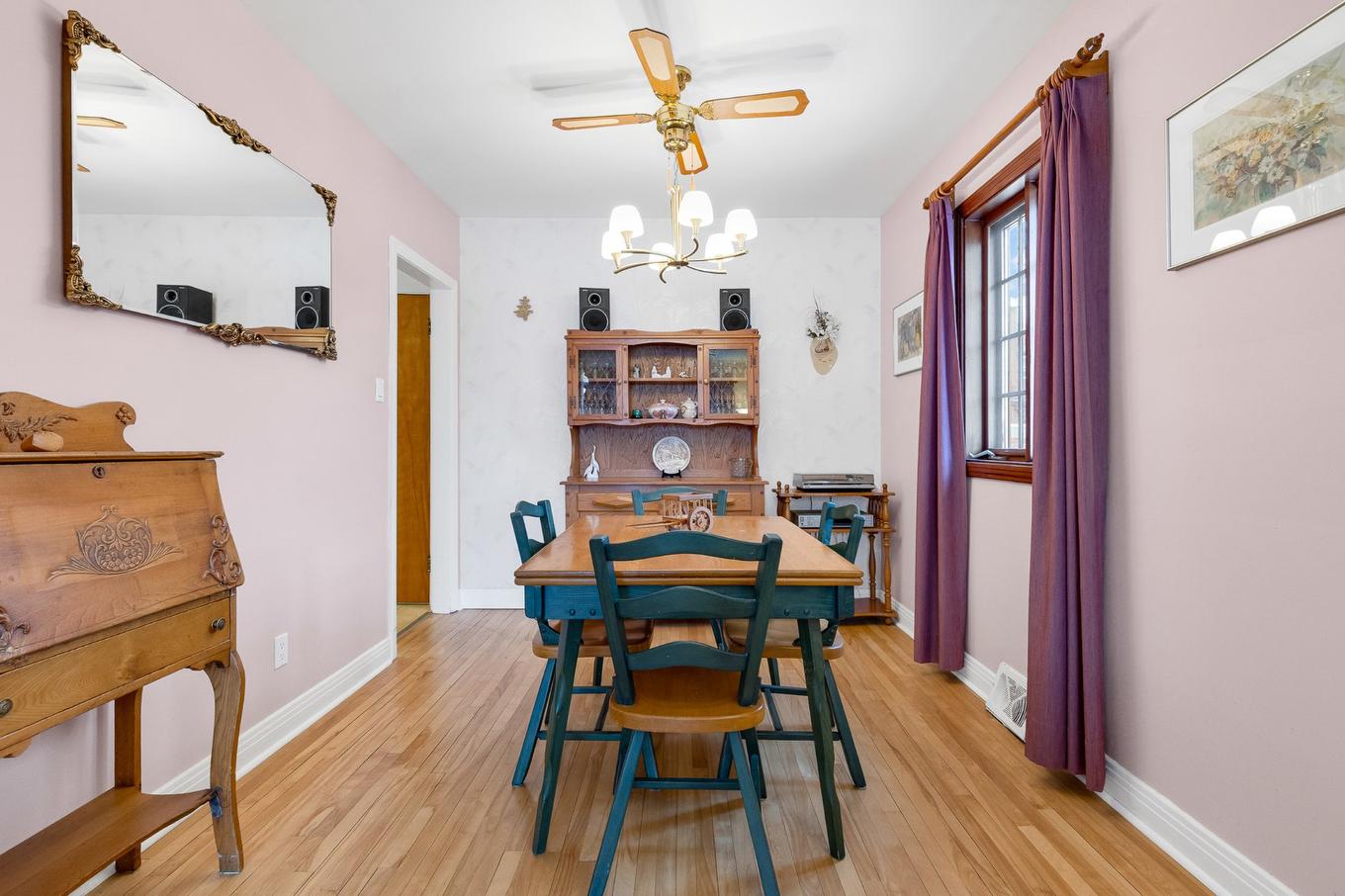 Salle à manger - 1370 Rue Lépine, Montréal (Saint-Laurent), QC - Indoor Photo Showing Dining Room