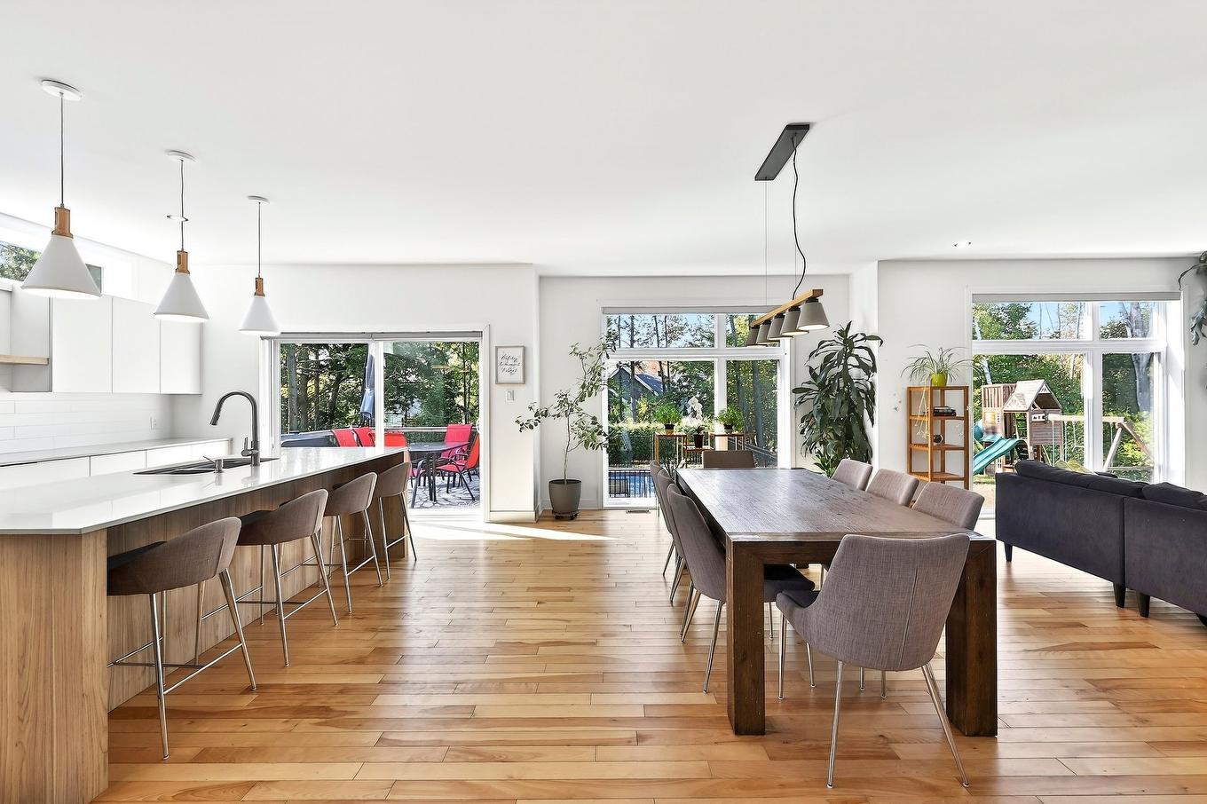 Salle à manger - 16940 Rue Du Zircon, Mirabel, QC - Indoor Photo Showing Other Room