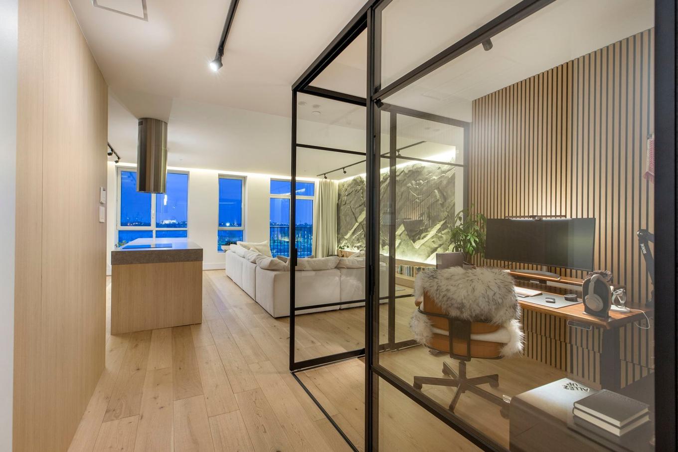 Vue d'ensemble - 302-781 Rue De La Commune E., Montréal (Ville-Marie), QC - Indoor Photo Showing Other Room