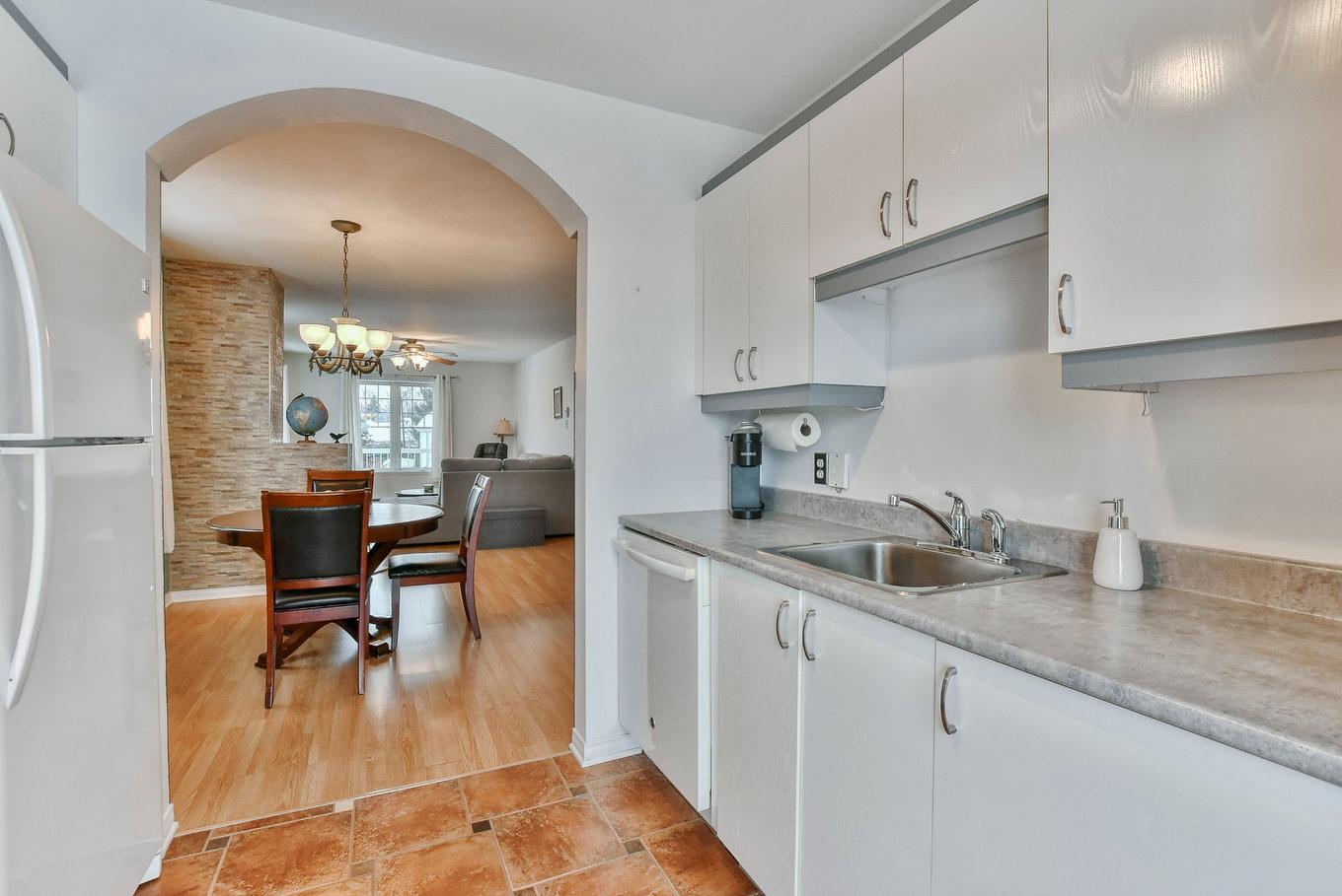 Kitchen - 245 Boul. Jérobelle, Saint-Jérôme, QC - Indoor Photo Showing Kitchen