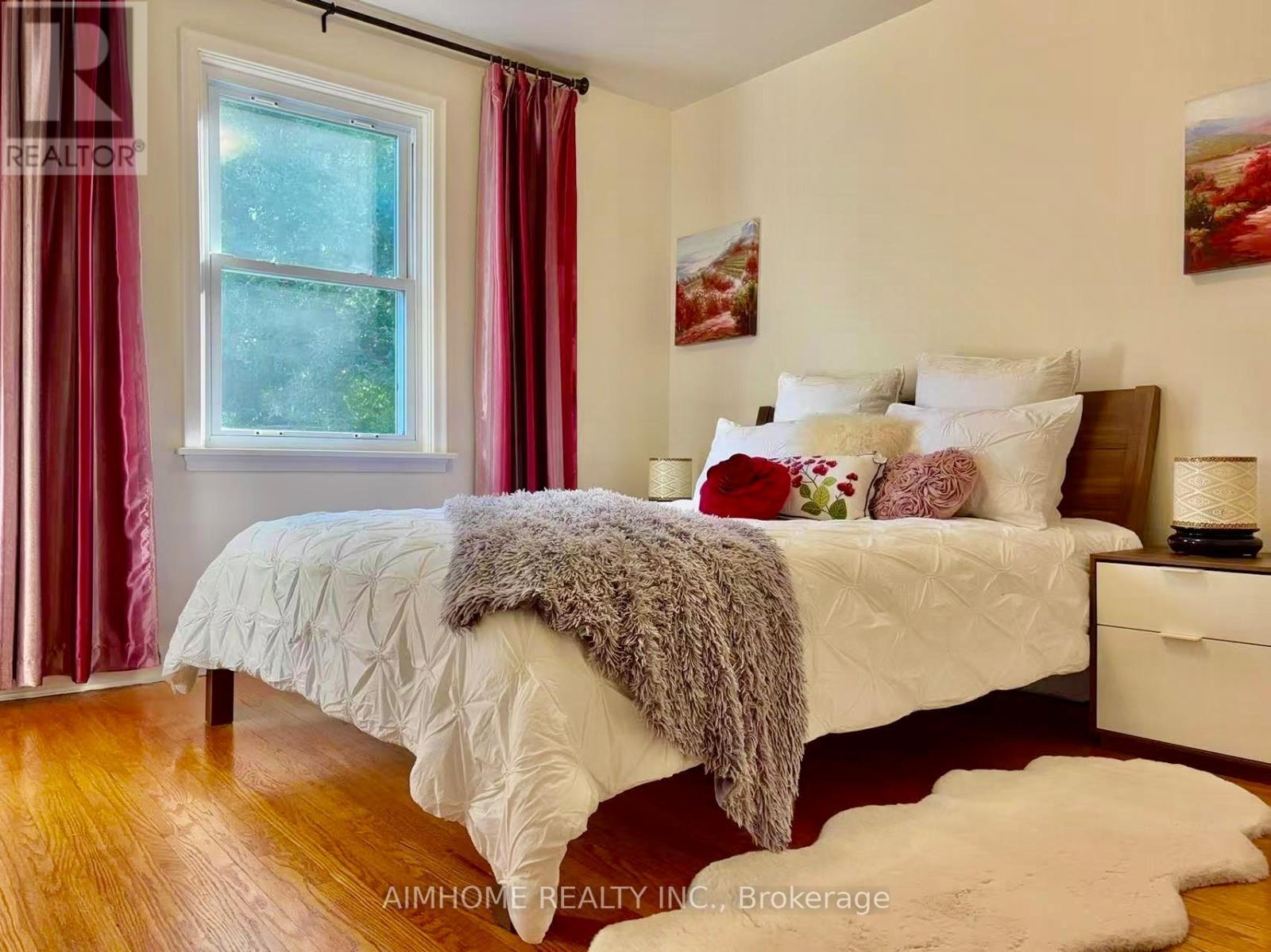 12 Canham Crescent, Toronto, ON - Indoor Photo Showing Bedroom