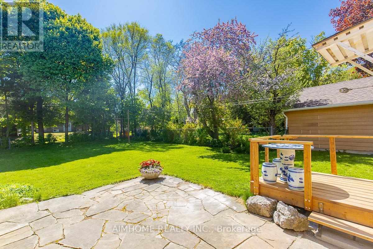 12 Canham Crescent, Toronto, ON - Outdoor With Backyard