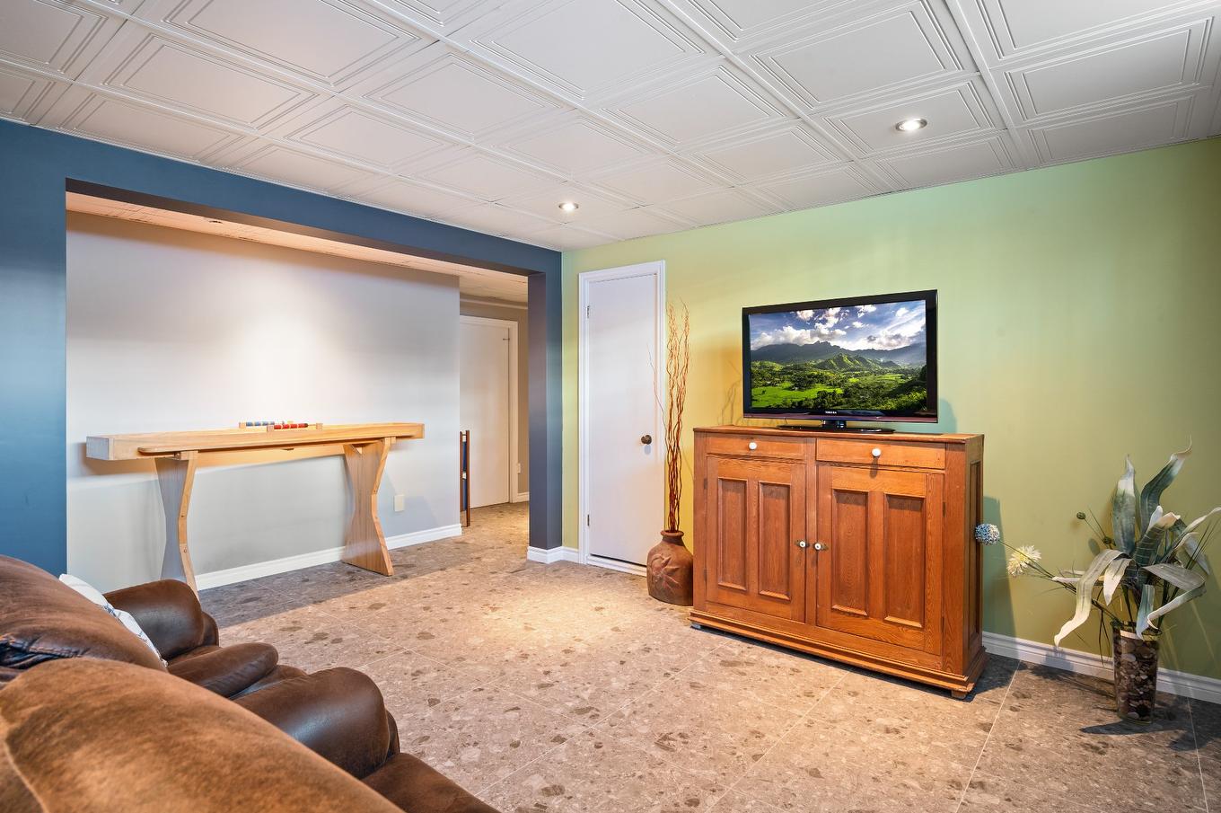 Family room - 2500 Av. Chartier, Saint-Hyacinthe, QC - Indoor