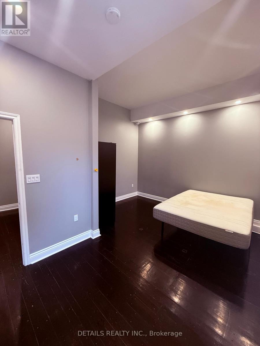 Bedroom #2 (3BR Unit) - 698 Cooper Street, Ottawa, ON - Indoor Photo Showing Other Room