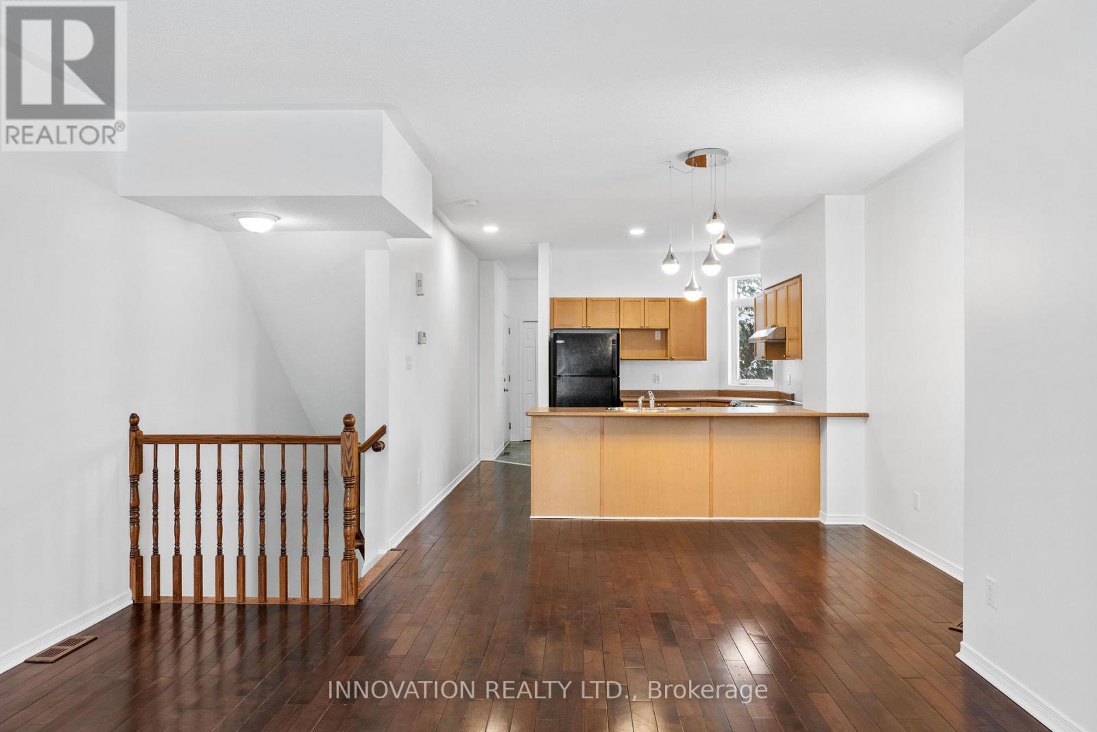 1032 Redtail Private, Ottawa, ON - Indoor Photo Showing Kitchen