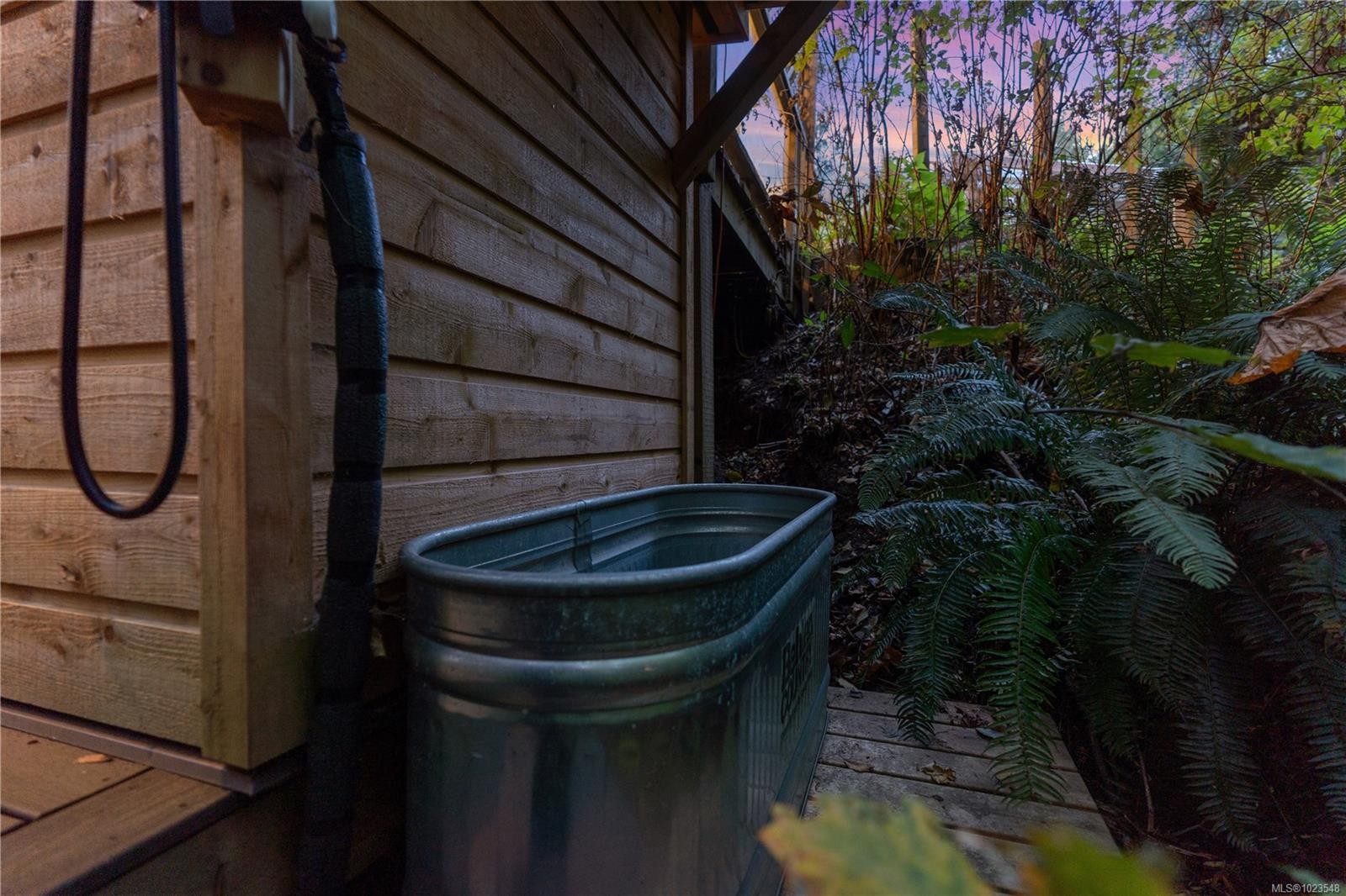 338 Walkers Hook Rd, Salt Spring, BC