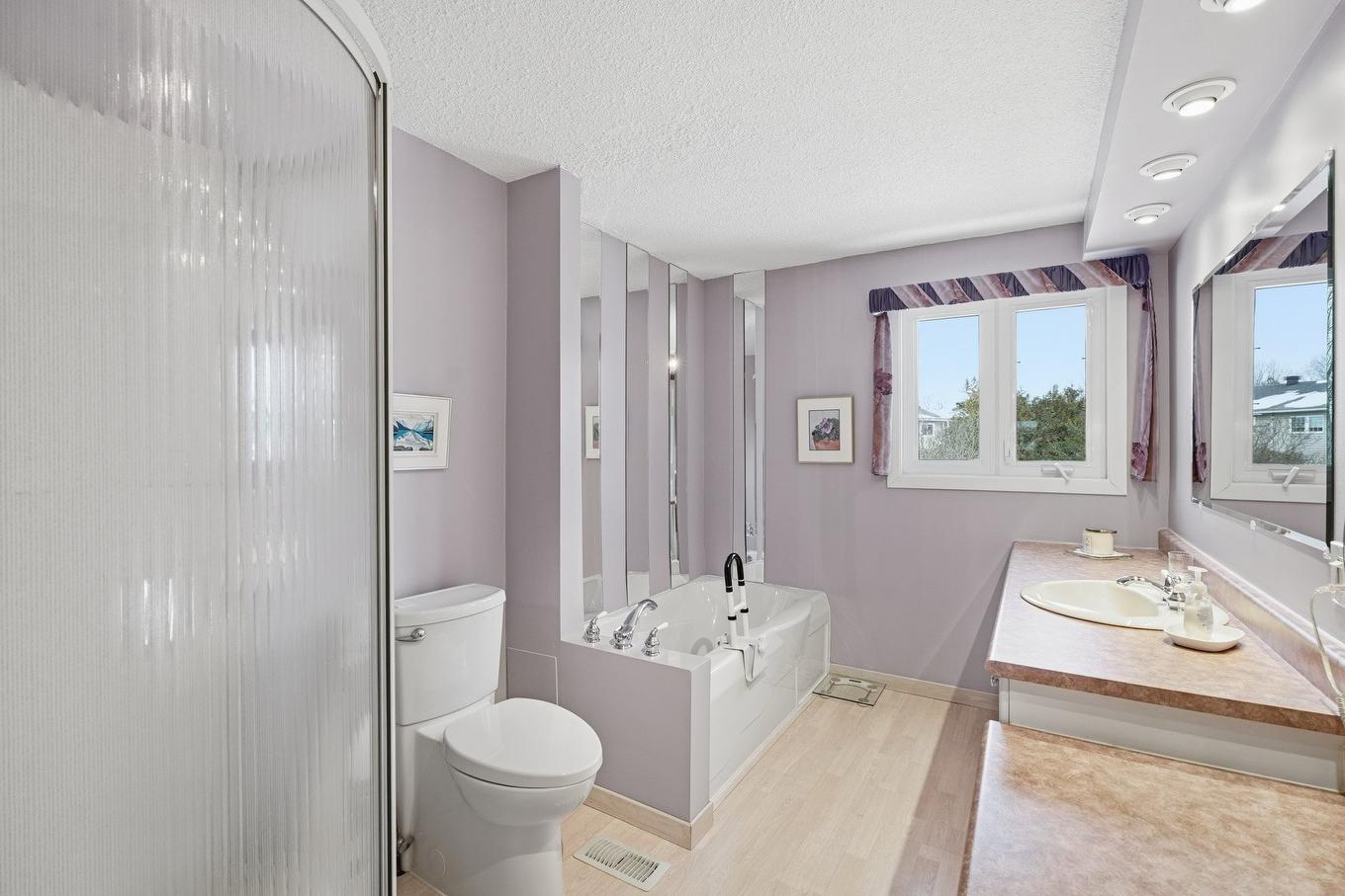 Salle de bains - 47 Rue Mulligan, Gatineau (Aylmer), QC - Indoor Photo Showing Bathroom