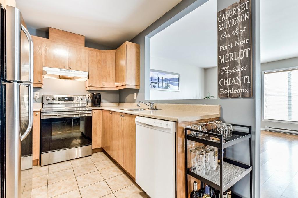 Kitchen - 1628 Boul. Du Millénaire, Saint-Basile-Le-Grand, QC - Indoor Photo Showing Kitchen