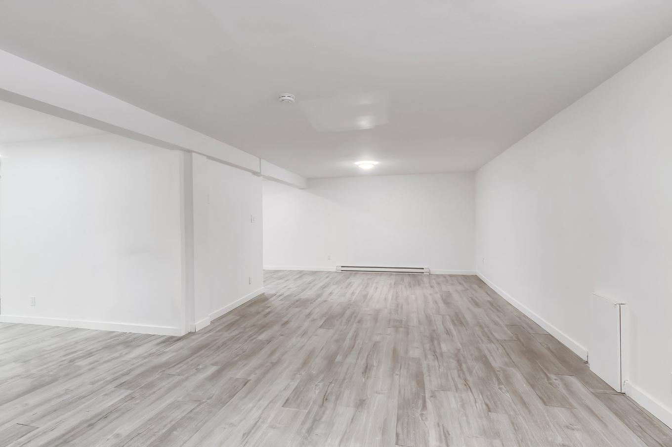 Playroom - 34 Rue Valmount, Dollard-Des-Ormeaux, QC - Indoor Photo Showing Other Room