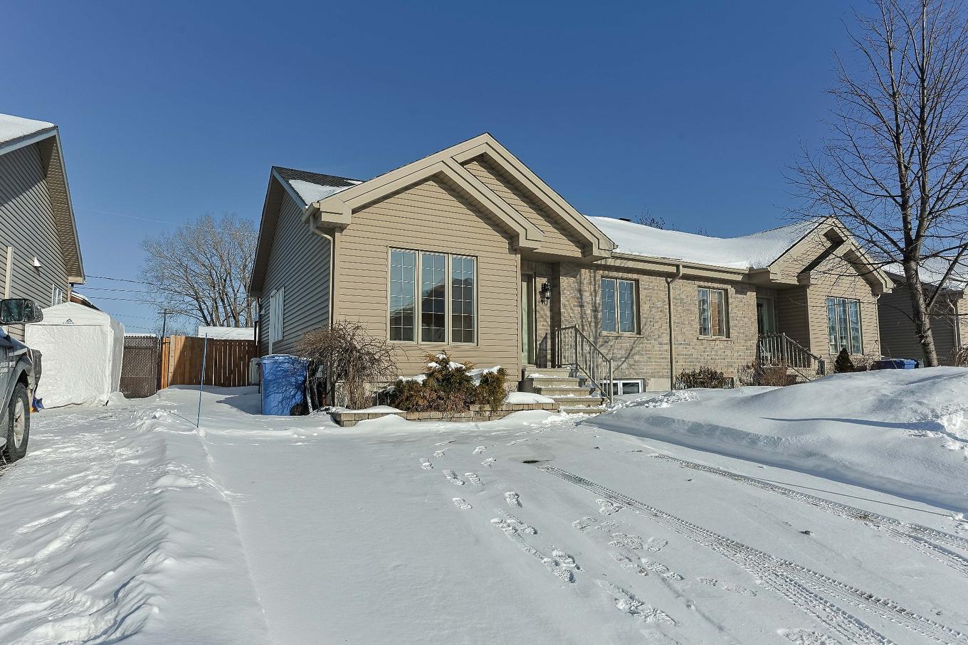 Façade - 140 Rue Dion, Trois-Rivières, QC - Outdoor With Facade