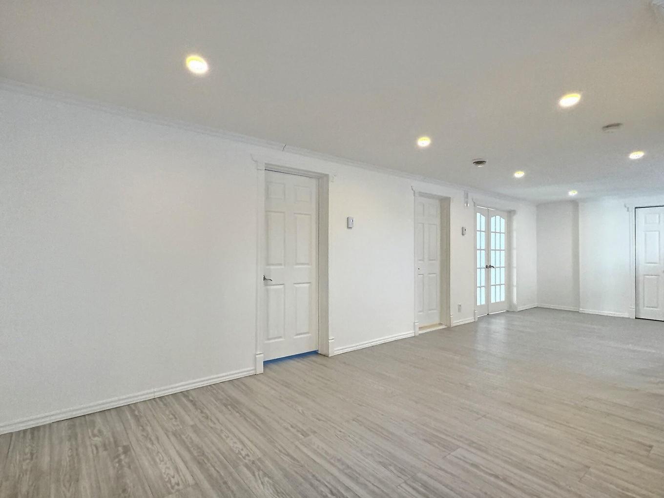 Salle familiale - 140 Rue Dion, Trois-Rivières, QC - Indoor Photo Showing Other Room