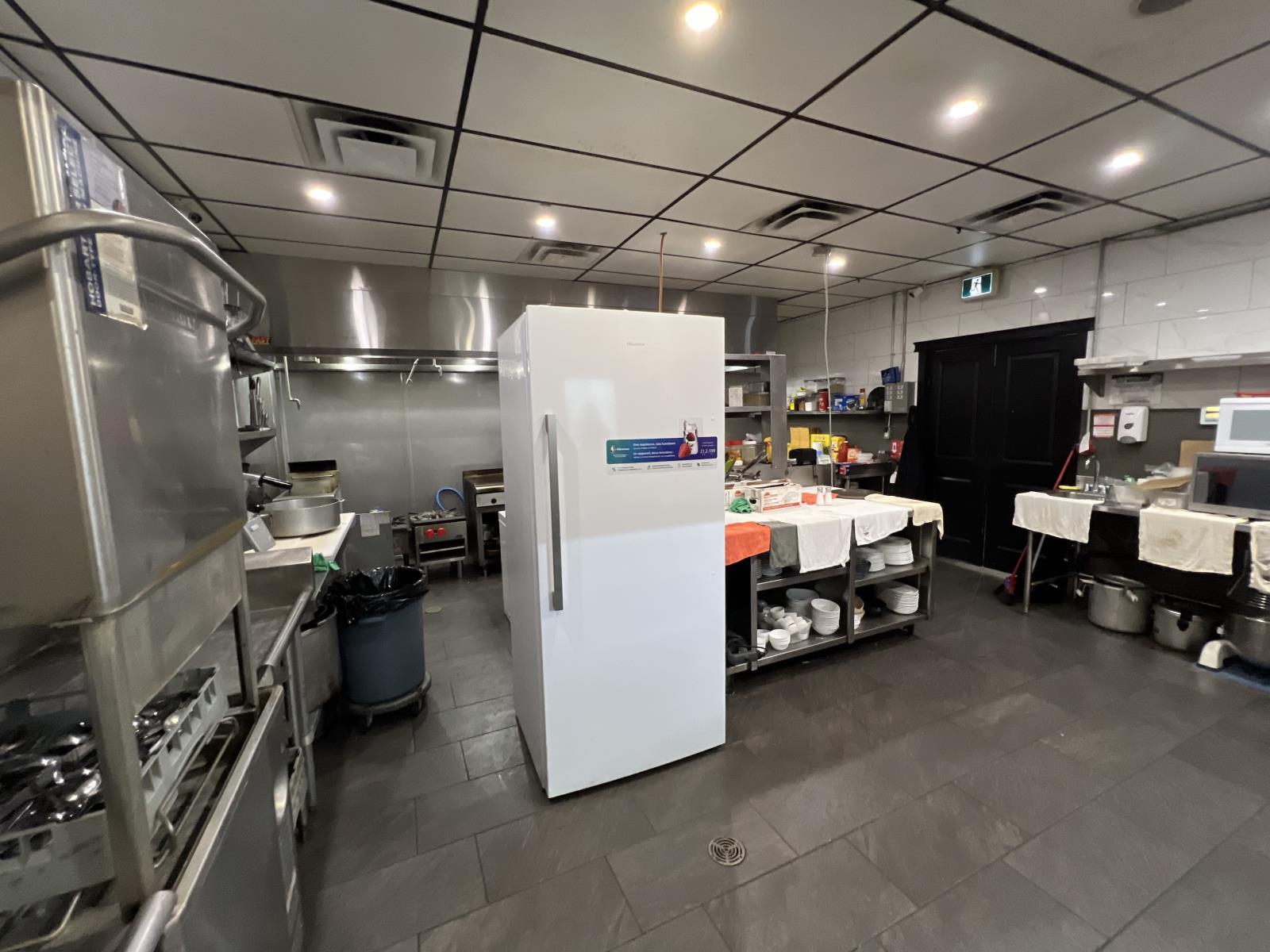 326 Saddleback Rd Nw, Edmonton, AB