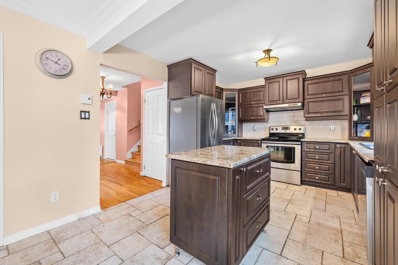 Cuisine - 1785 Crois. Toscanini, Brossard, QC - Indoor Photo Showing Kitchen