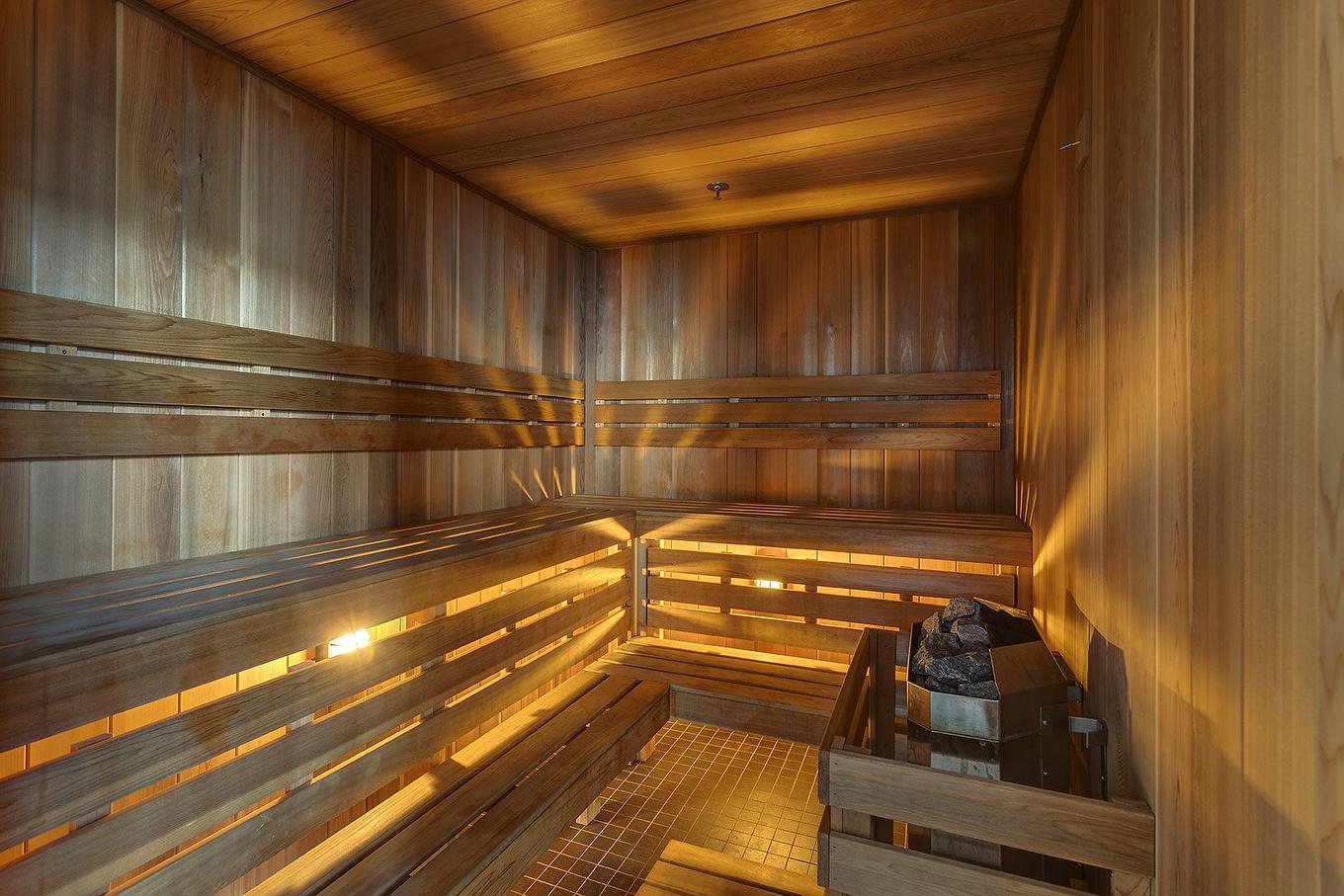 Sauna - 702-360 Rue Atateken, Montréal (Ville-Marie), QC - Indoor Photo Showing Other Room