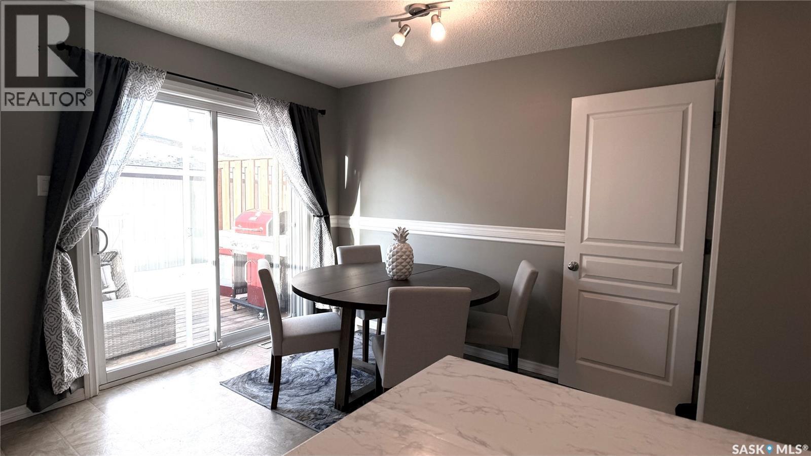 2 1621 First Street, Estevan, SK - Indoor