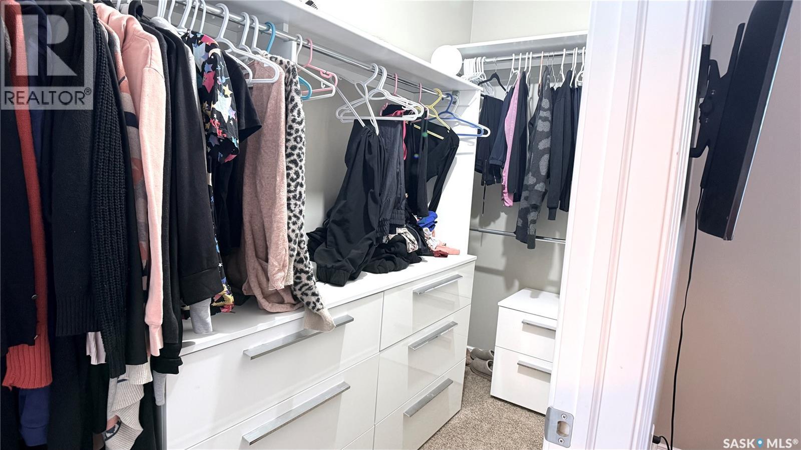 2 1621 First Street, Estevan, SK - Indoor With Storage