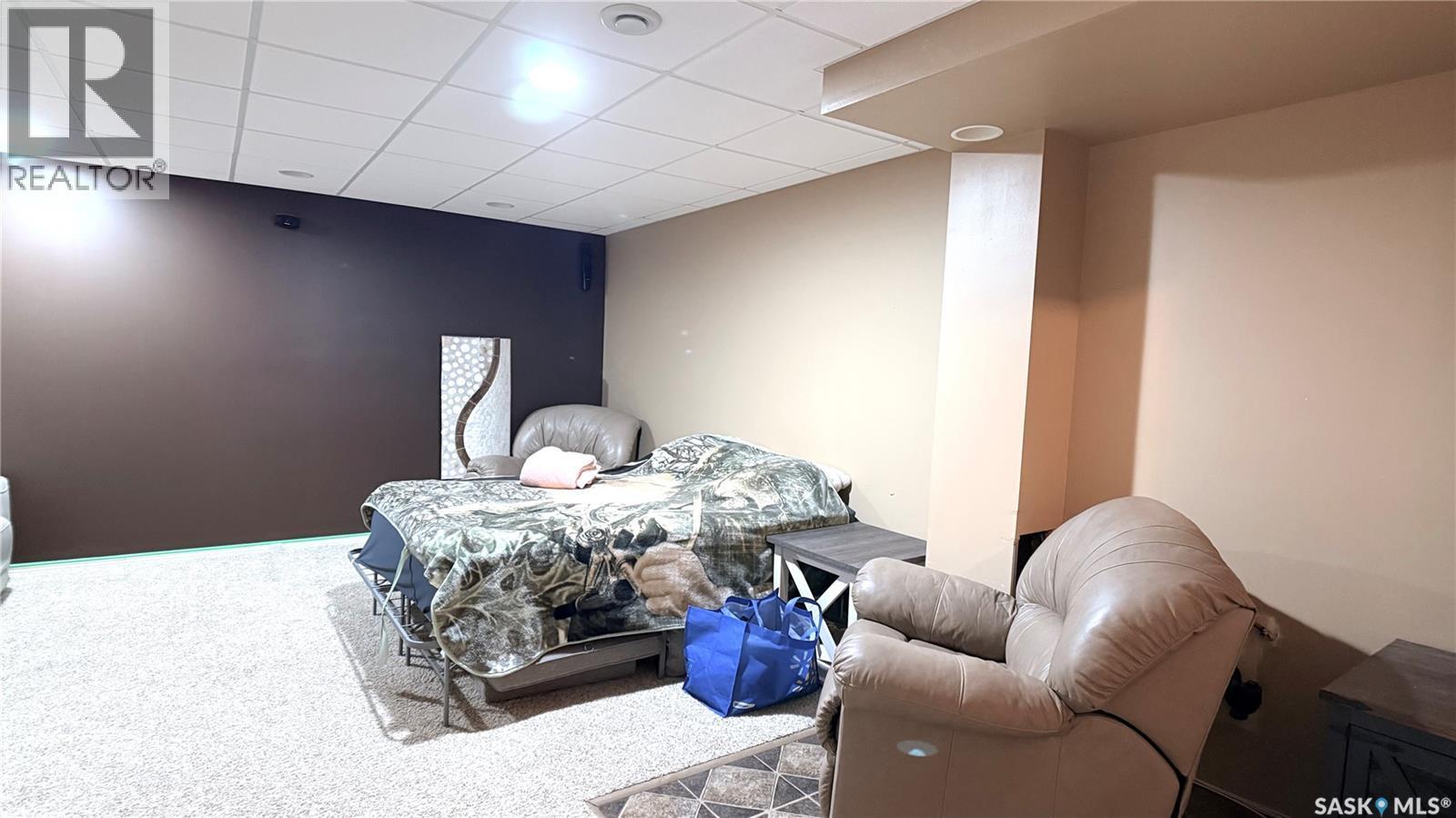 2 1621 First Street, Estevan, SK - Indoor Photo Showing Bedroom