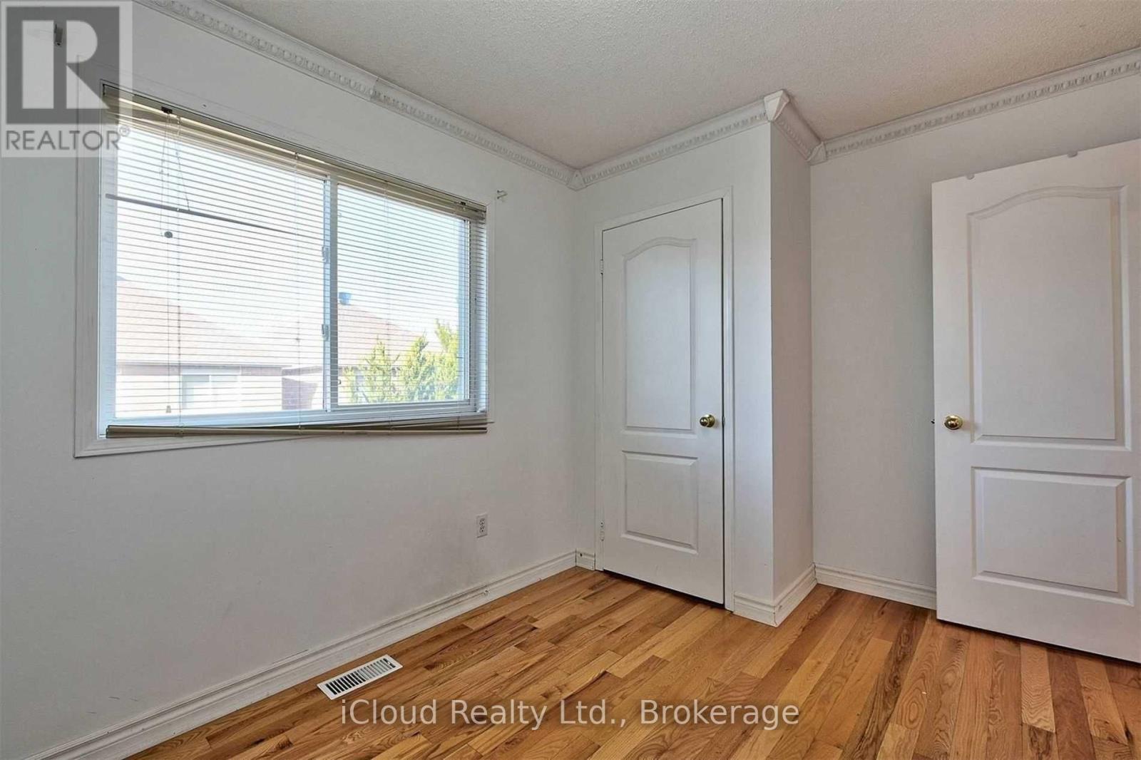 3496 Covent Crescent, Mississauga, ON - Indoor Photo Showing Other Room