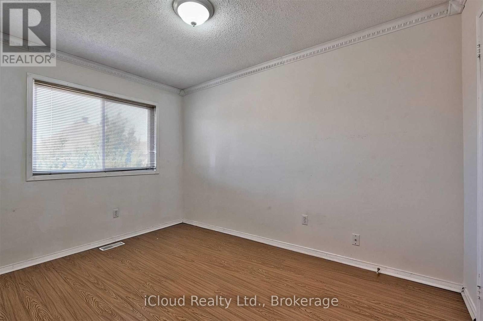 3496 Covent Crescent, Mississauga, ON - Indoor Photo Showing Other Room