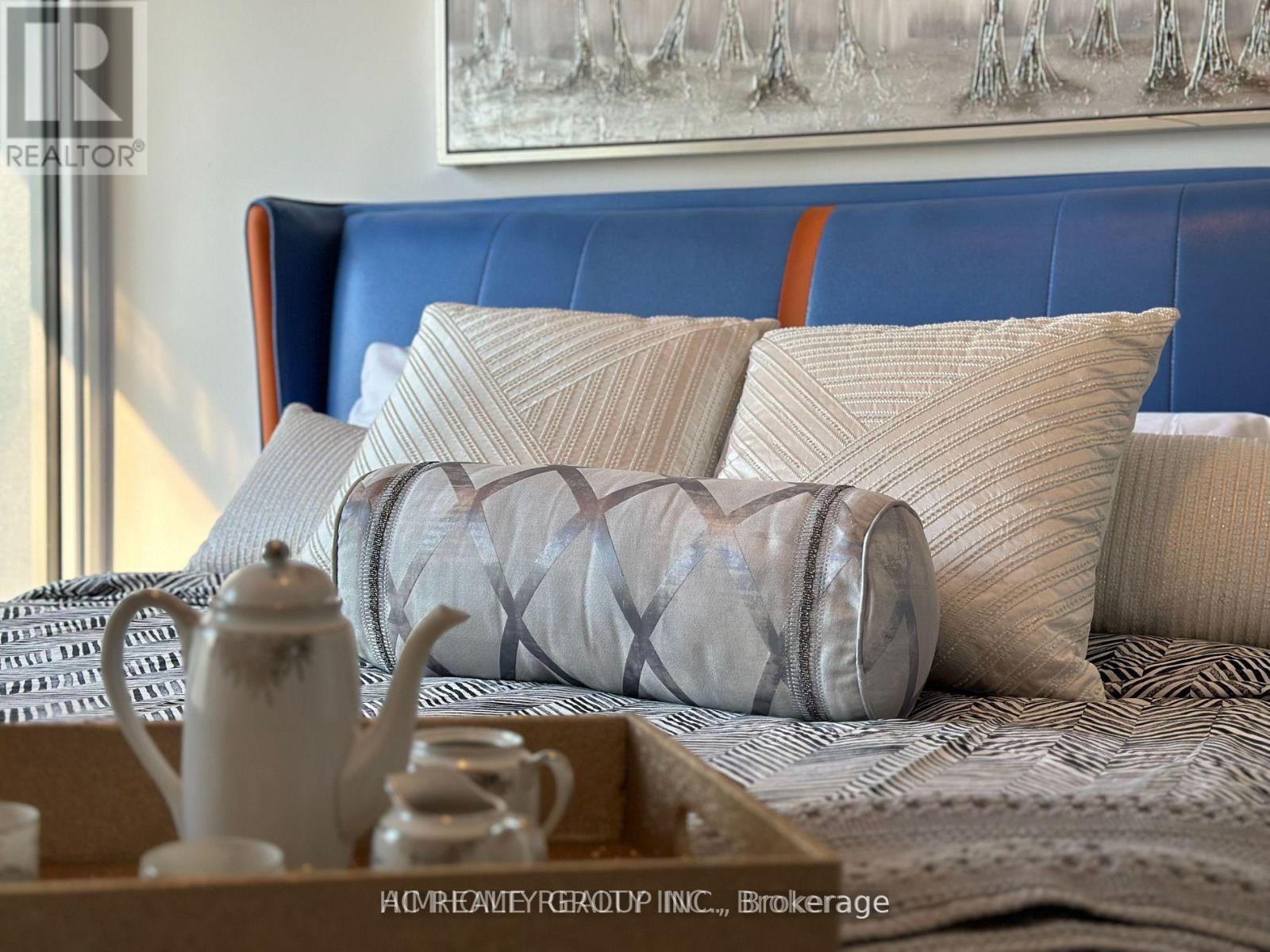 904 - 42 Charles Street E, Toronto, ON - Indoor Photo Showing Bedroom