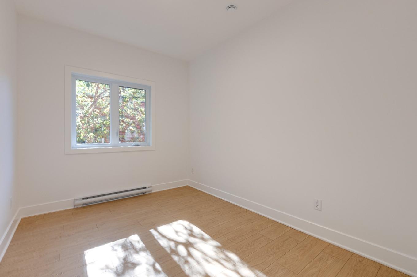 Chambre à coucher - 11389 Av. L'Archevêque, Montréal (Montréal-Nord), QC - Indoor Photo Showing Other Room