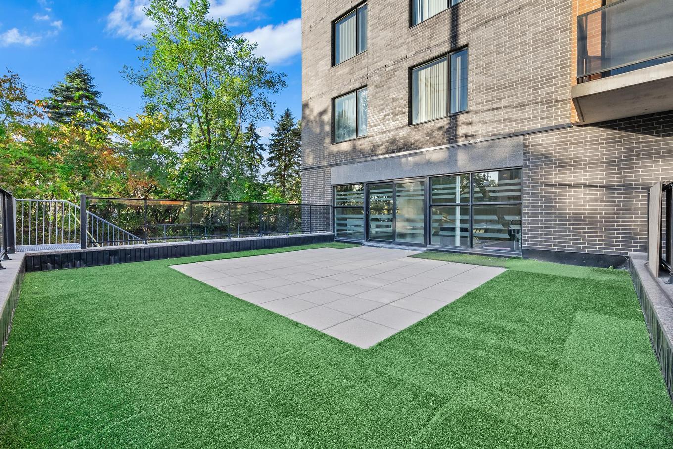 Extérieur - 1002-1900 Boul. Angrignon, Montréal (Lasalle), QC - Outdoor