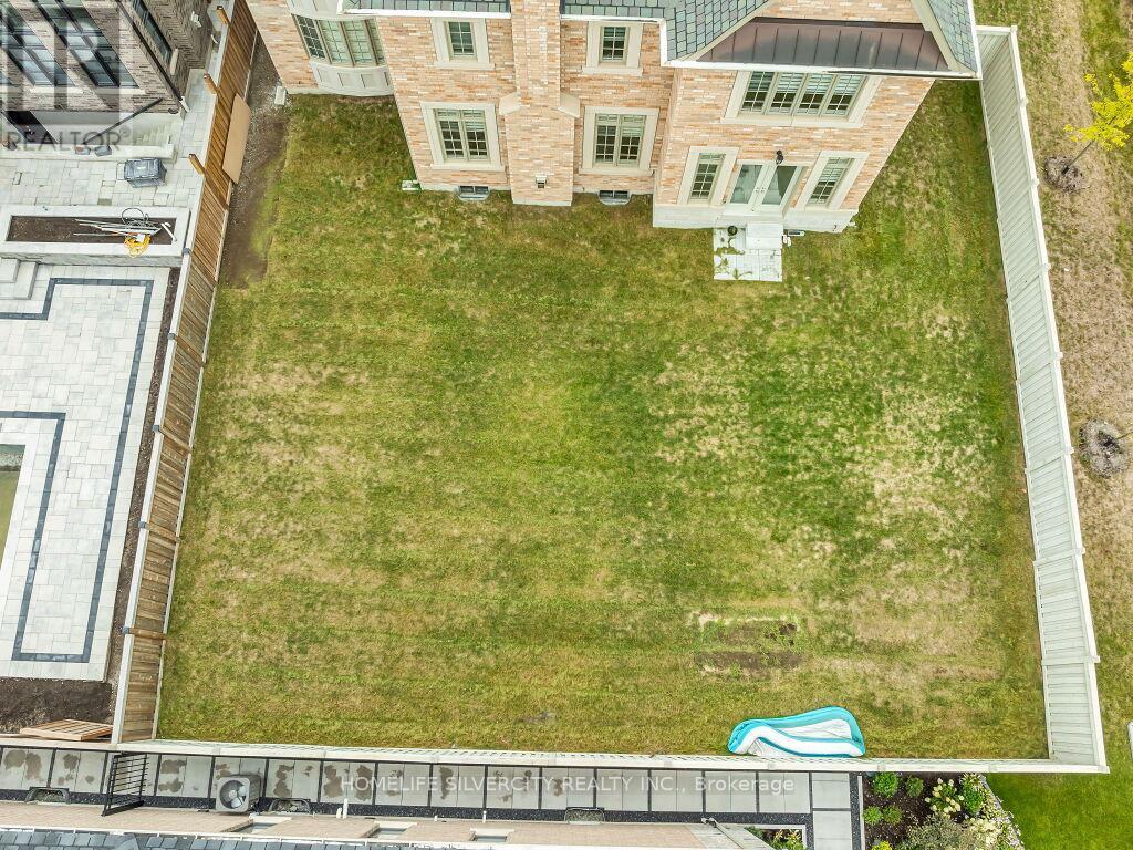 2 Endless Circle, Vaughan, ON - Outdoor