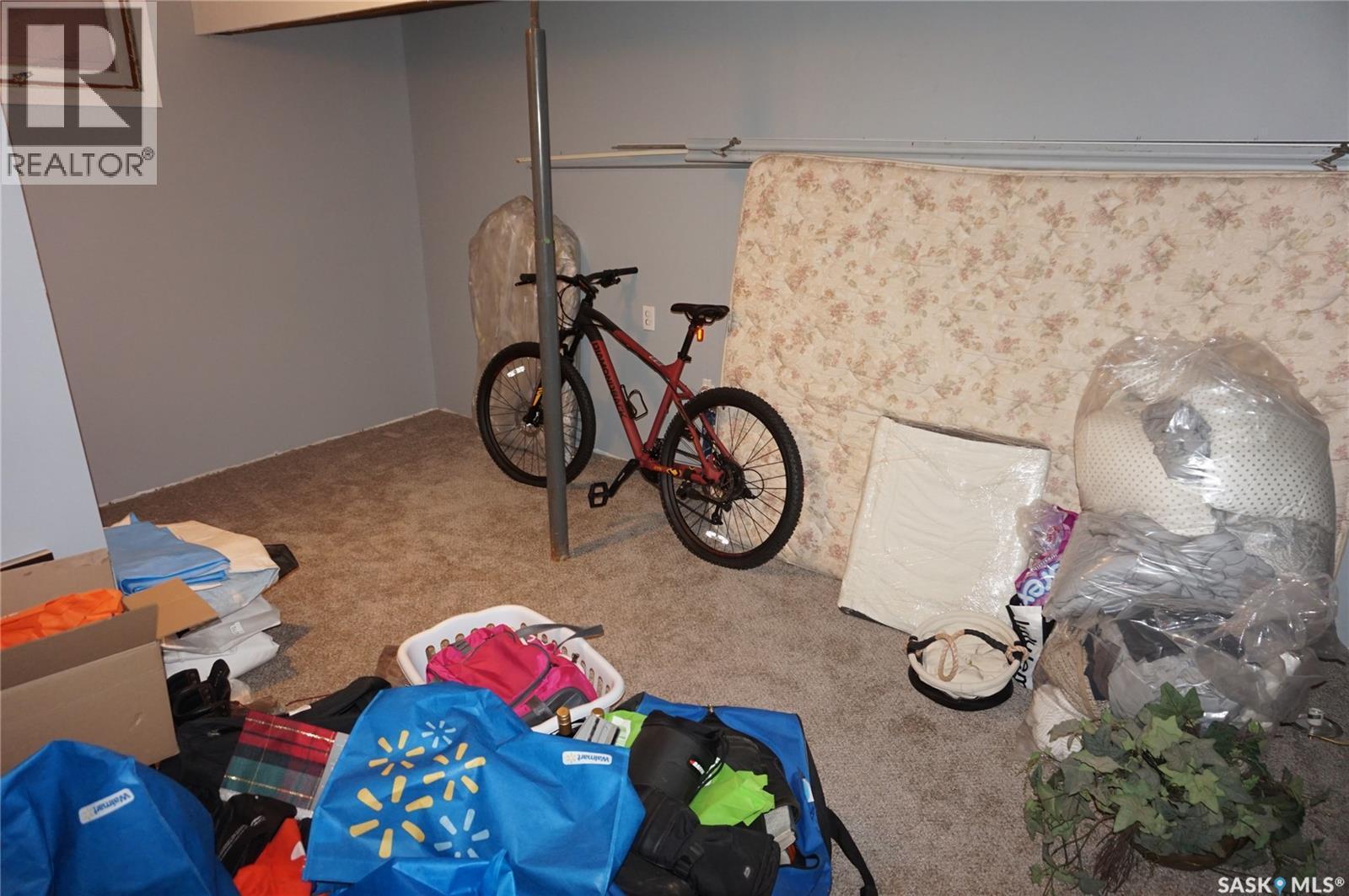 4452 Acadia Drive, Regina, SK - Indoor