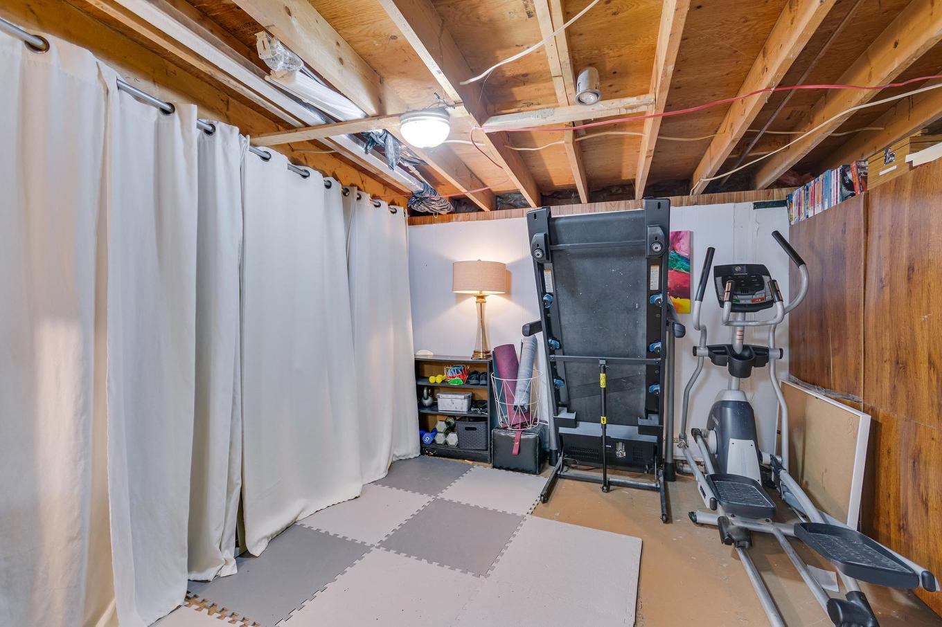Family room - 38 Rue Eastern, Gatineau (Aylmer), QC - Indoor Photo Showing Basement