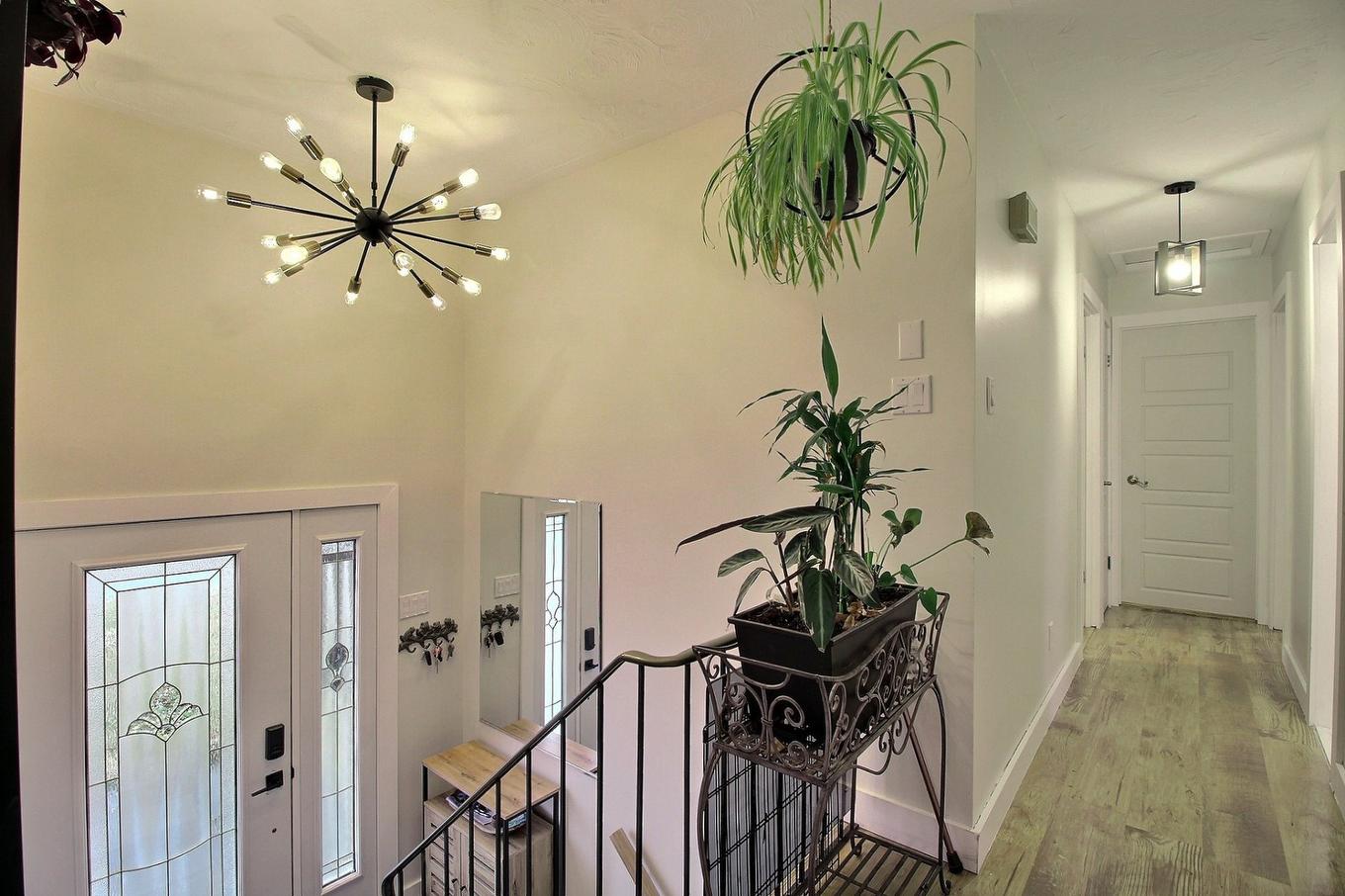 Hall - 164 Rue Poulin, Val-D'Or, QC - Indoor Photo Showing Other Room