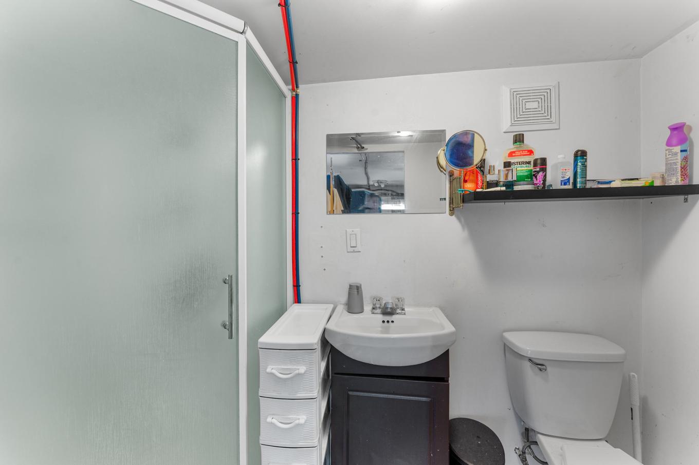 Garçonnière - 7 35E Avenue E., Blainville, QC - Indoor Photo Showing Bathroom