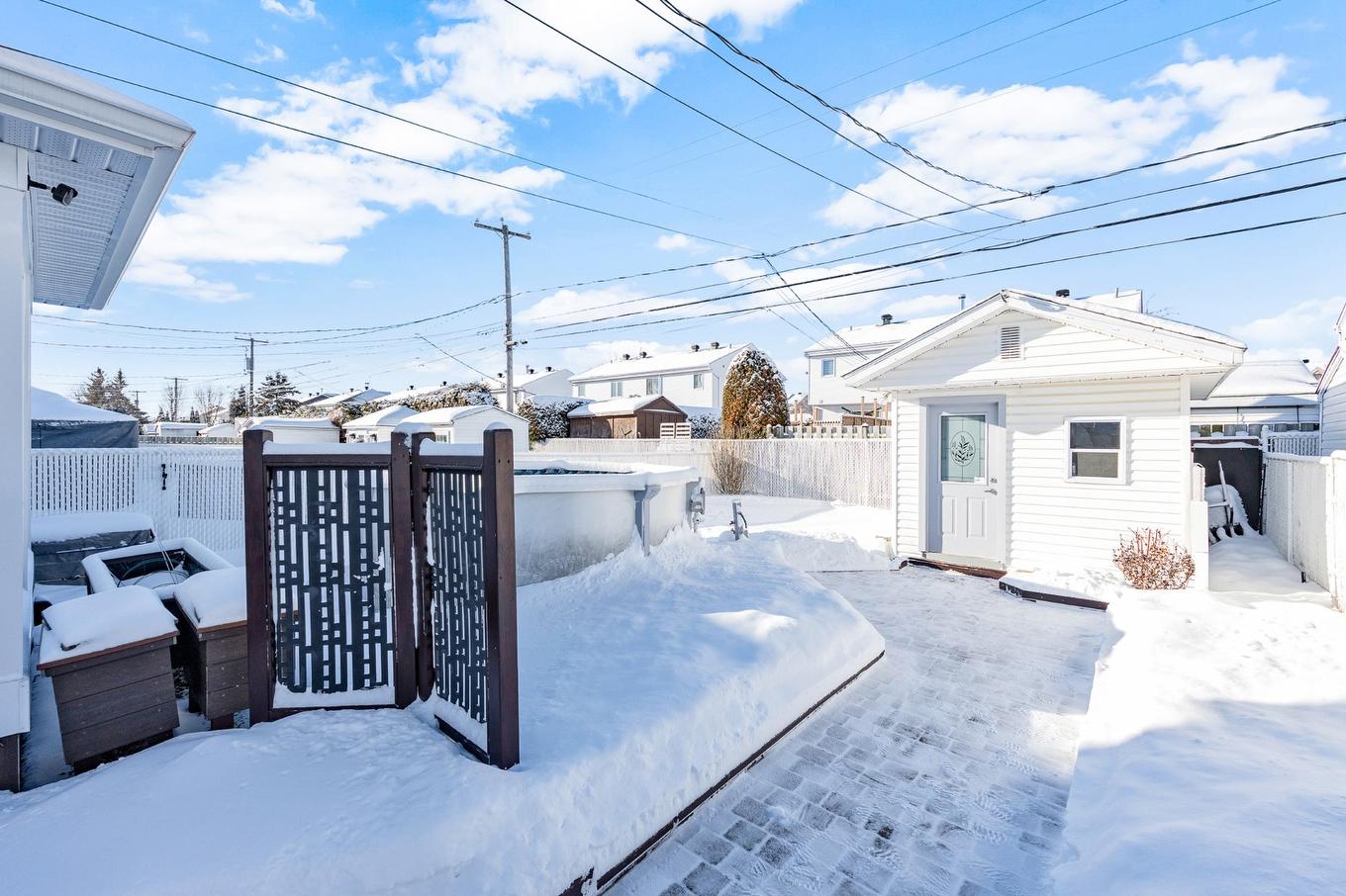 Cour - 815 Rue Timothée-Kimber, Saint-Eustache, QC - Outdoor