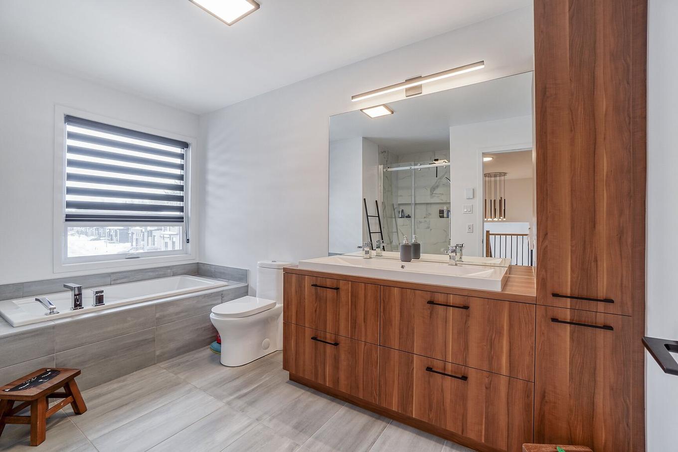 Salle de bains - 1670 Rue Barott, Mascouche, QC - Indoor Photo Showing Bathroom