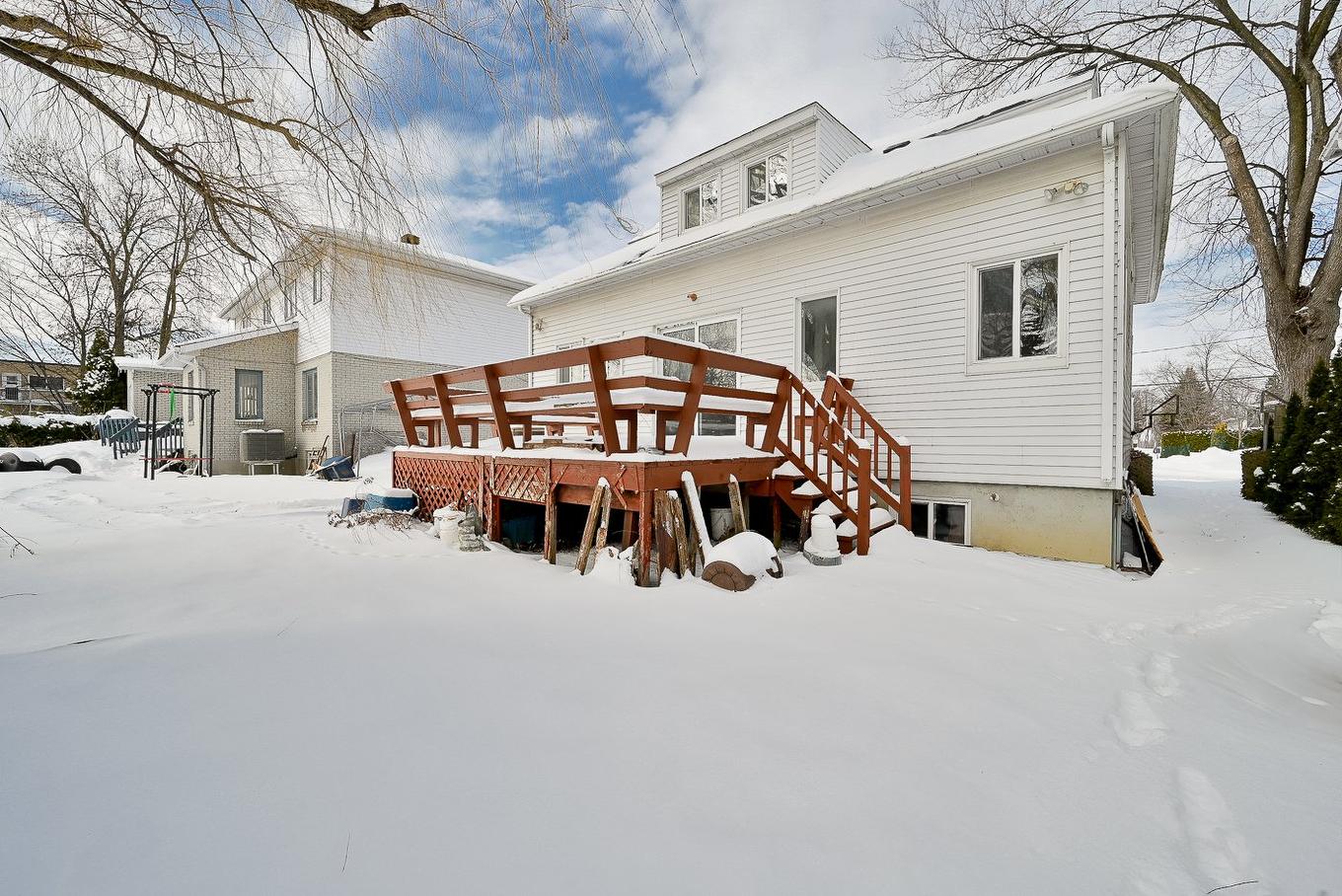 Back facade - 27 Rue Allan, Longueuil (Greenfield Park), QC - Outdoor